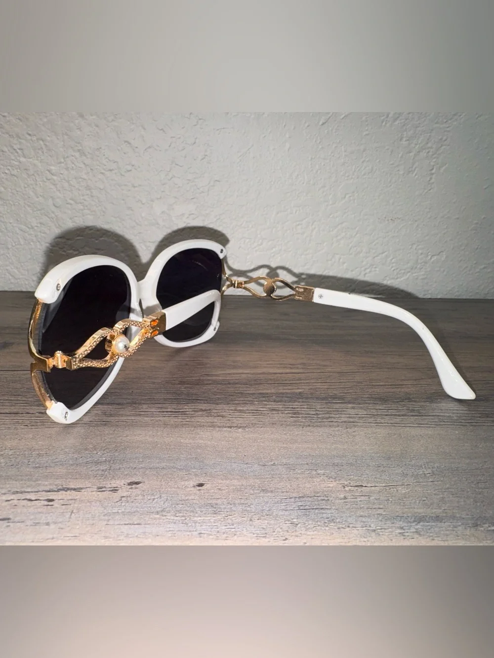 Women's White Sunglasses with Gold Decorative Chain Accent